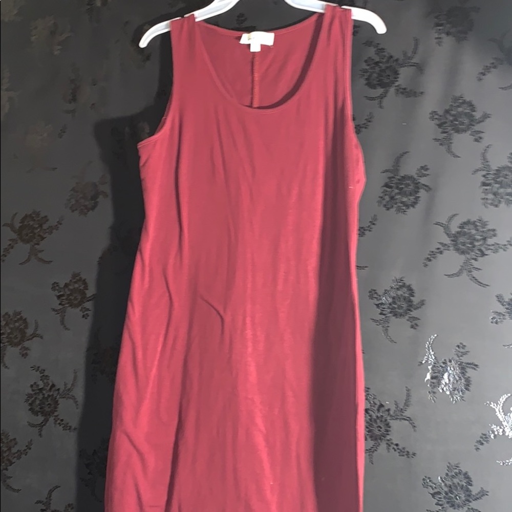 Burgundy desss! ♥️